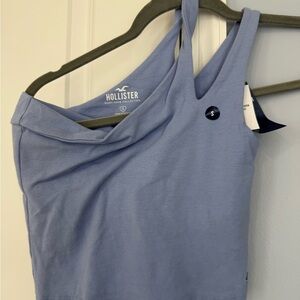 Hollister Women's Light Blue One-Shoulder Tank Top